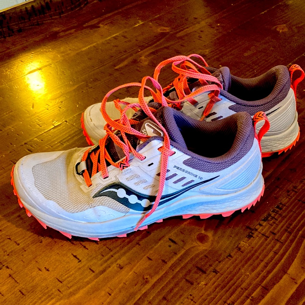 Saucony W’s Peregrine 10 Trail Shoes - size 8